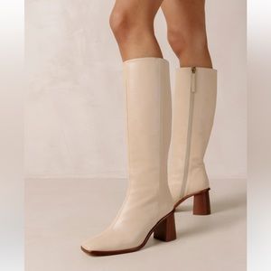 Alohas East Tall Knee High Heeled Leather Boots in Cream Ivory Size 38 US 7.5